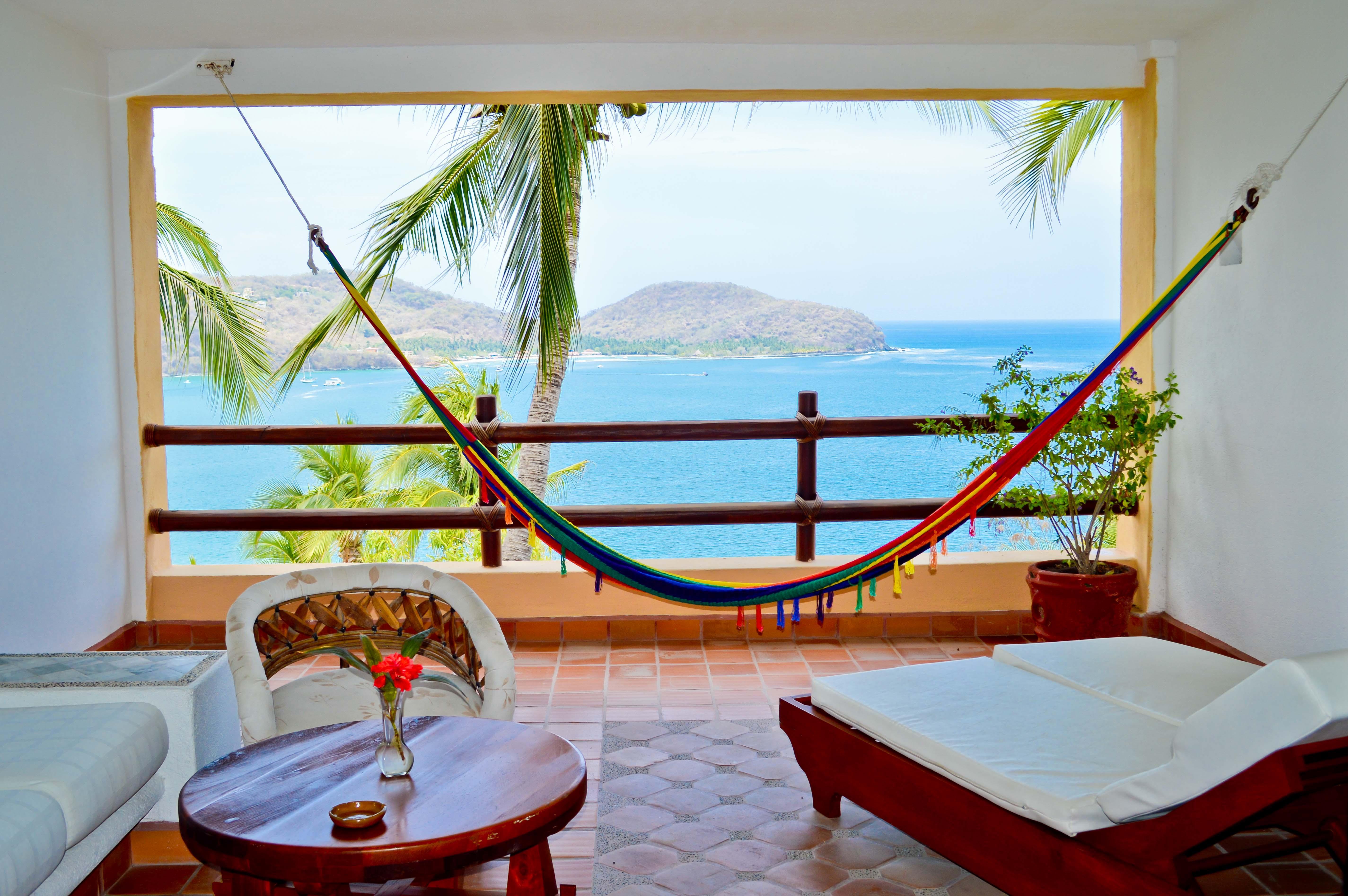 Hotel Catalina Beach Resort Zihuatanejo Exterior photo