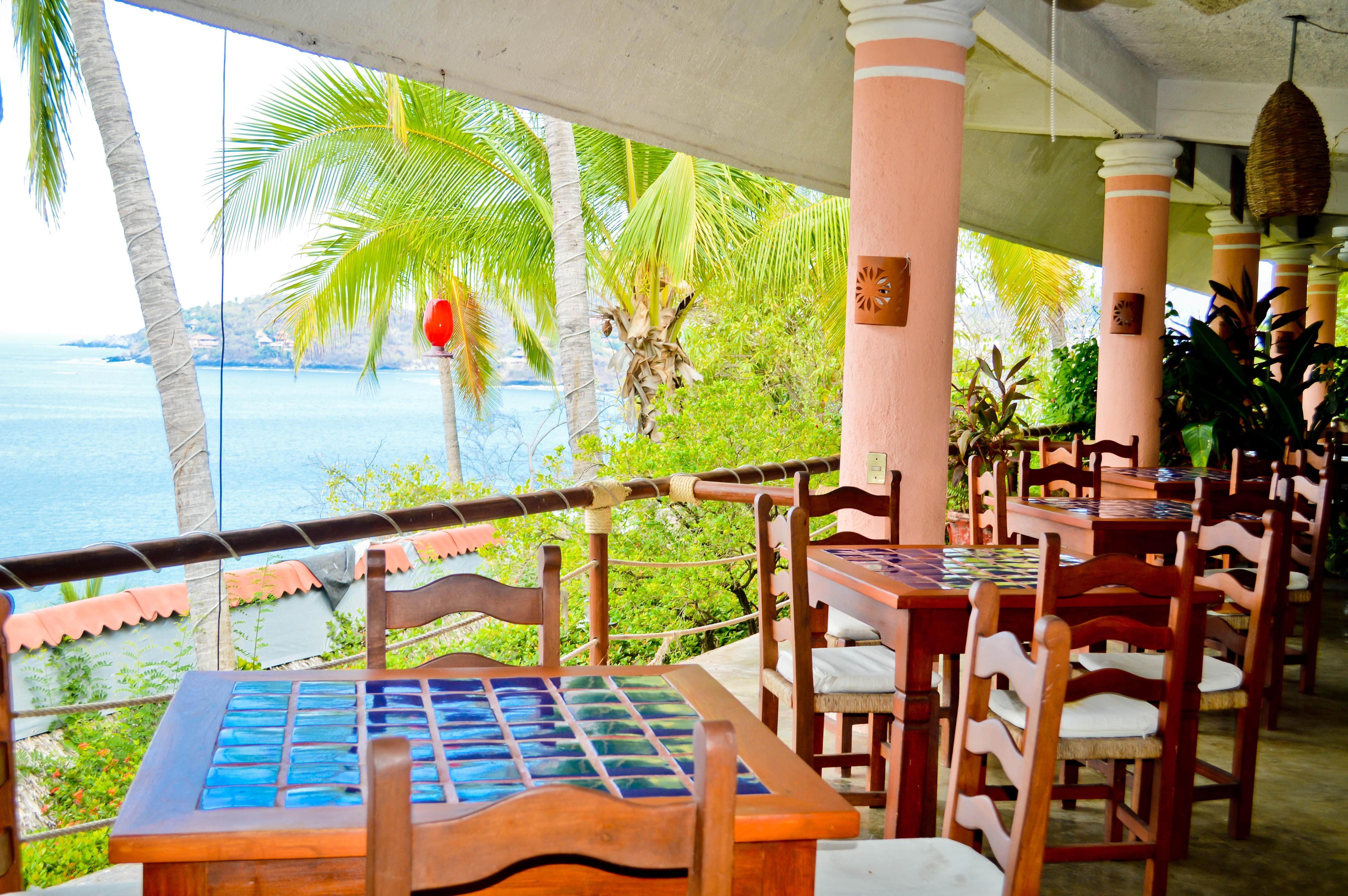 Hotel Catalina Beach Resort Zihuatanejo Exterior photo