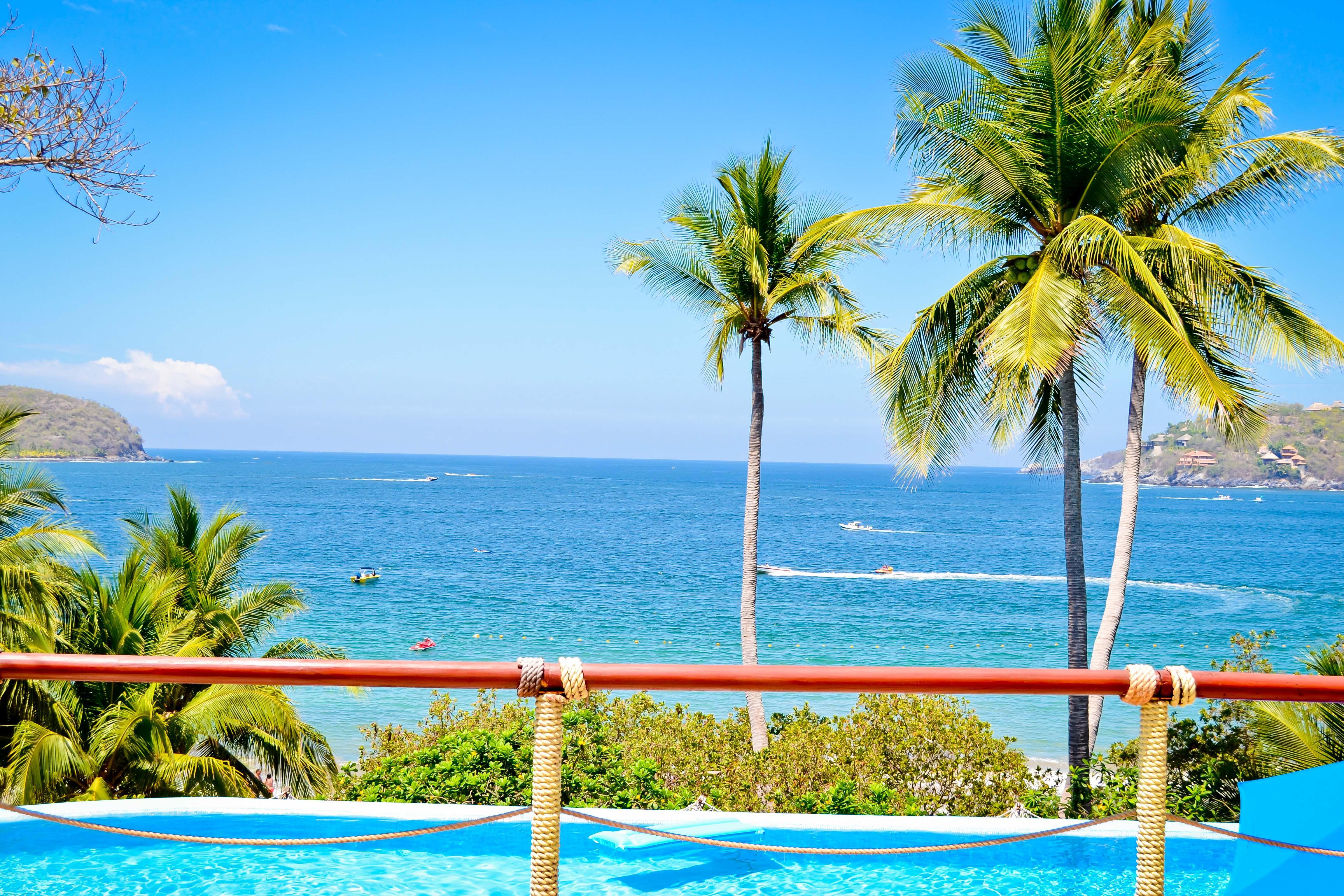 Hotel Catalina Beach Resort Zihuatanejo Exterior photo