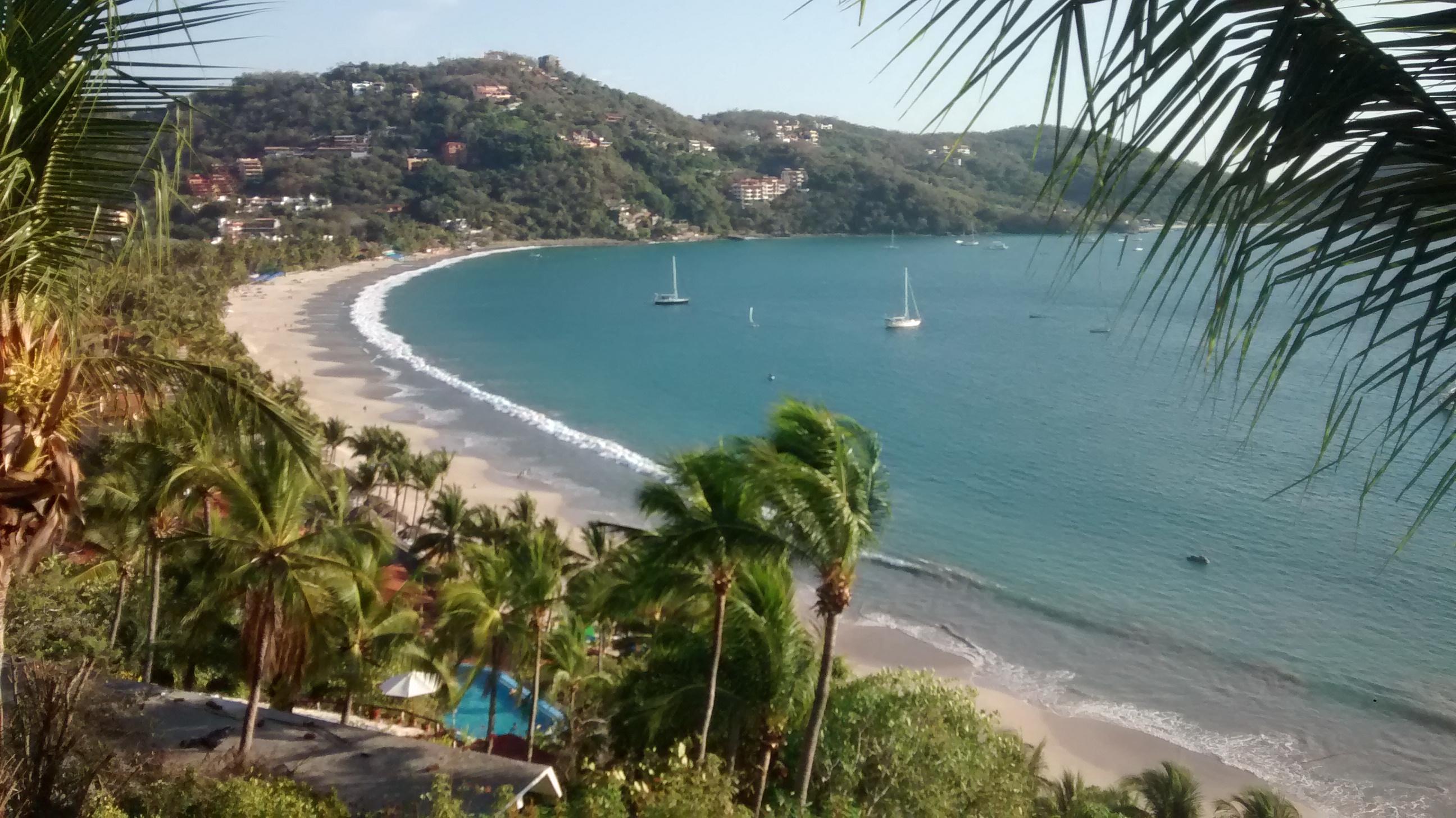Hotel Catalina Beach Resort Zihuatanejo Exterior photo
