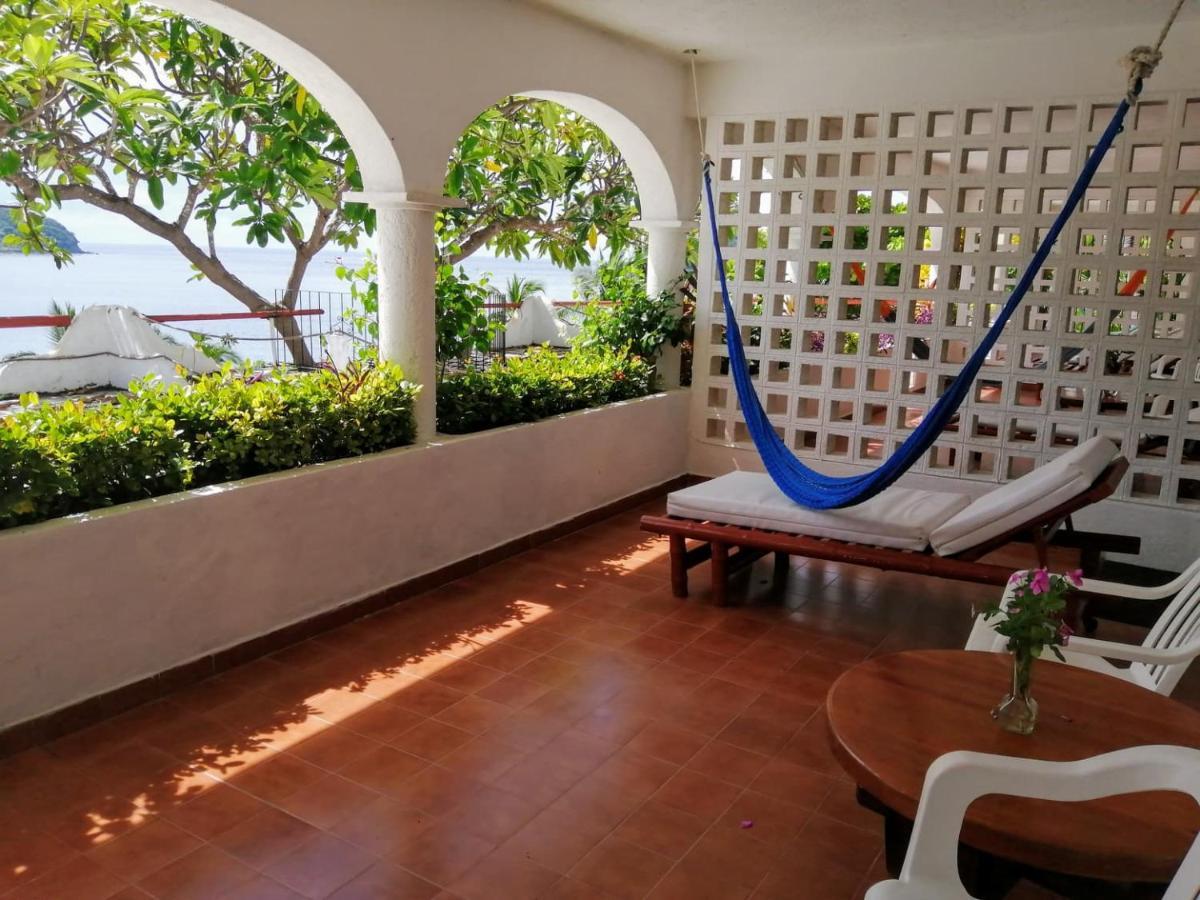 Hotel Catalina Beach Resort Zihuatanejo Exterior photo
