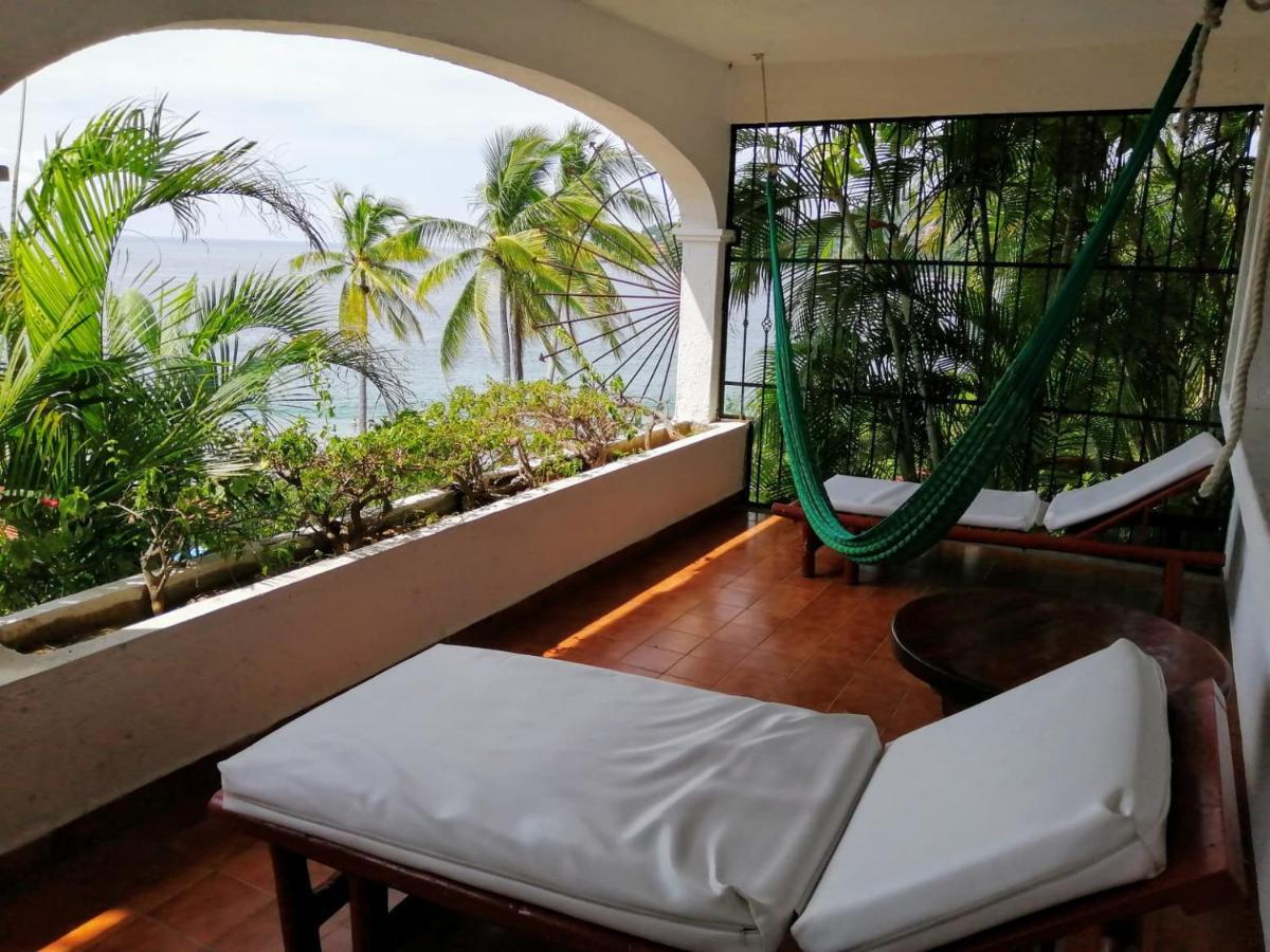 Hotel Catalina Beach Resort Zihuatanejo Exterior photo