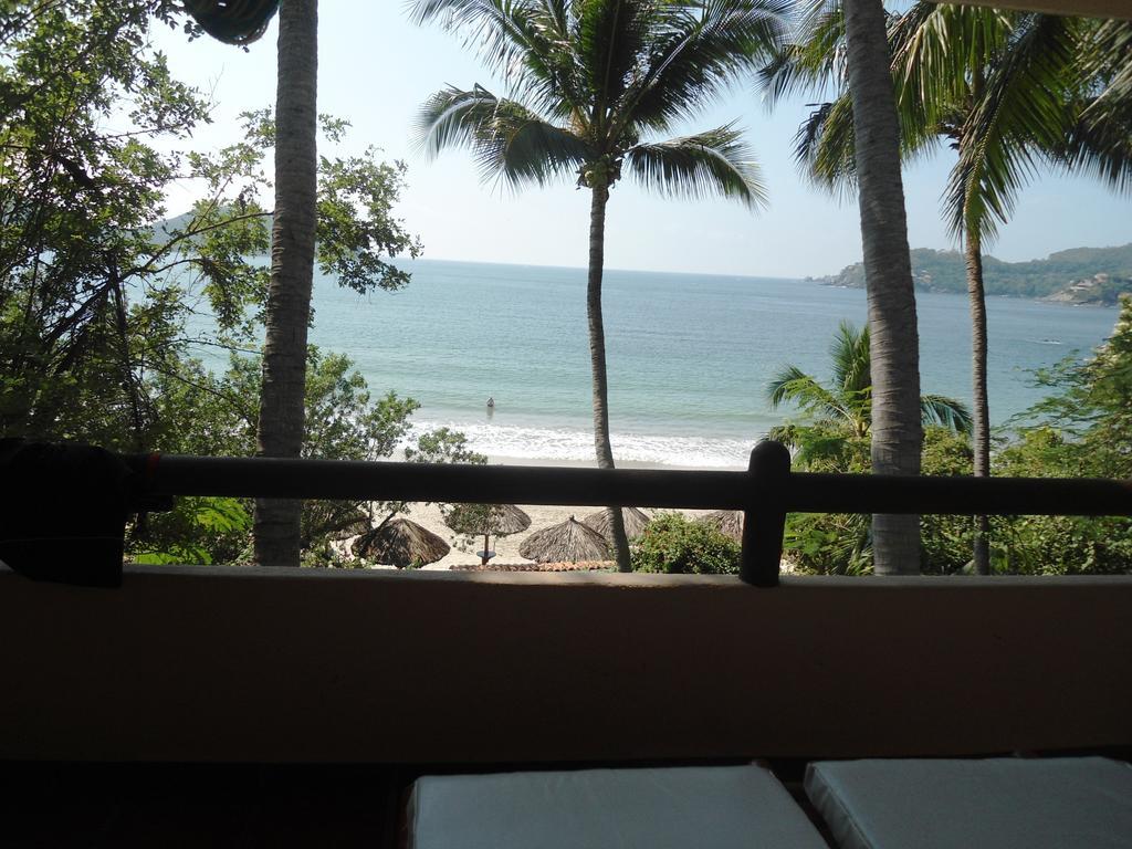 Hotel Catalina Beach Resort Zihuatanejo Exterior photo